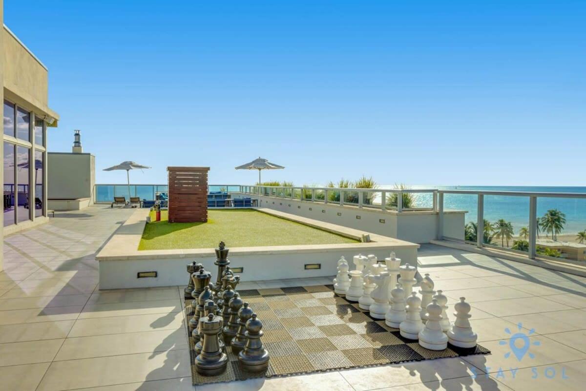 Apartment With Bay View Balcony - Pool - Up To 6 - Gym Голливуд Экстерьер фото