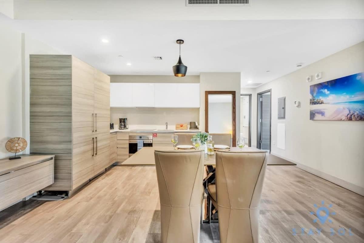 Apartment With Bay View Balcony - Pool - Up To 6 - Gym Голливуд Экстерьер фото